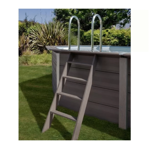 La piscine rectangle hors sol en matériaux composites de Gré sera le bassin idéal pour passer des moments magiques cet été. Sa forme rectangle lui offre classe et élégance. Cette piscine se fondera parfaitement dans votre extérieur et vous permettra de profiter des joies de la baignade seul ou en compagnie de vos amis ou de votre famille. 2 tailles de piscine sont disponibles pour ce modèle. Selon vos choix, vous pourrez profiter des bien-faits de la baignade à domicile : Dimensions : Intérieures : 2,80 x 1,40 x 0,93m / Extérieures : 3,26 x 1,86 x 0,96m Intérieures : 4,20 x 2,80 x 1,21m / Extérieures : 4,66 x 3,26 x 1,24m